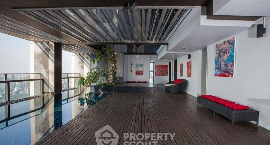 For rent そして for sale 4 ベッドルーム condo in Sathon, Bangkok
