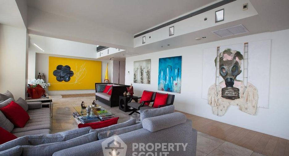 For rent そして for sale 4 ベッドルーム condo in Sathon, Bangkok