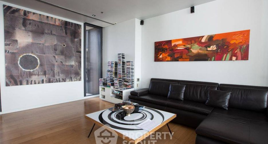 For rent そして for sale 4 ベッドルーム condo in Sathon, Bangkok