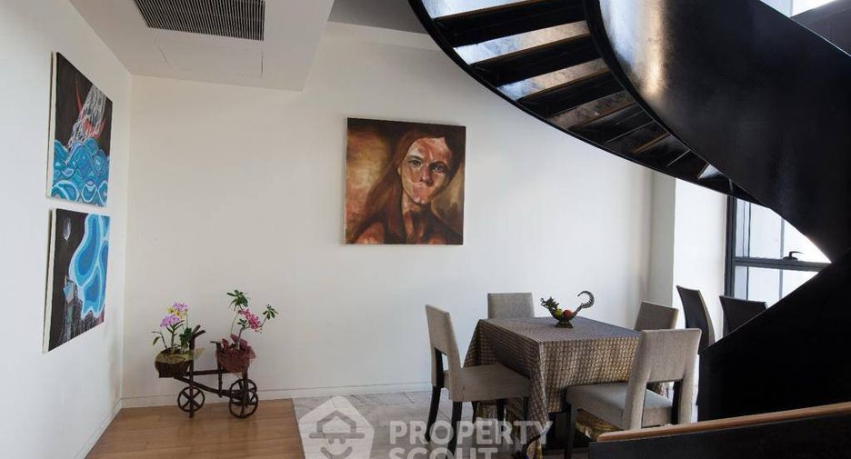 For rent そして for sale 4 ベッドルーム condo in Sathon, Bangkok