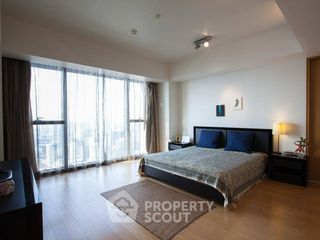 For rent and for sale 4 bedrooms condo in Sathon, Bangkok