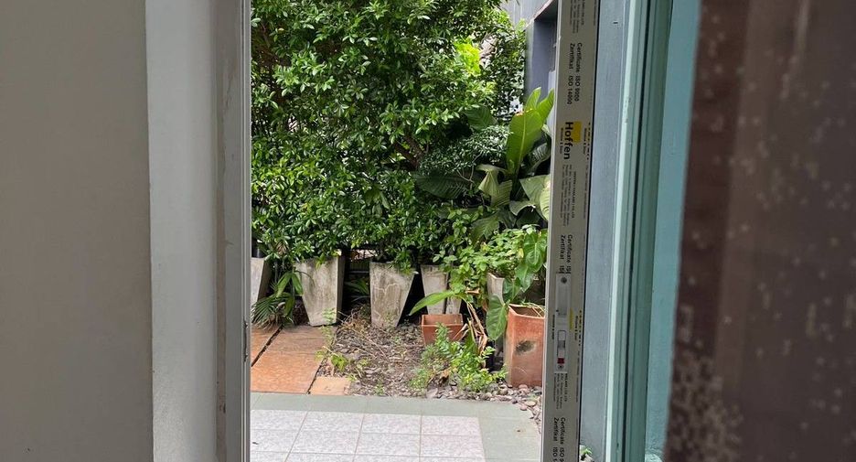Condo en venta de 2 habitaciones en Khlong Toei, Bangkok