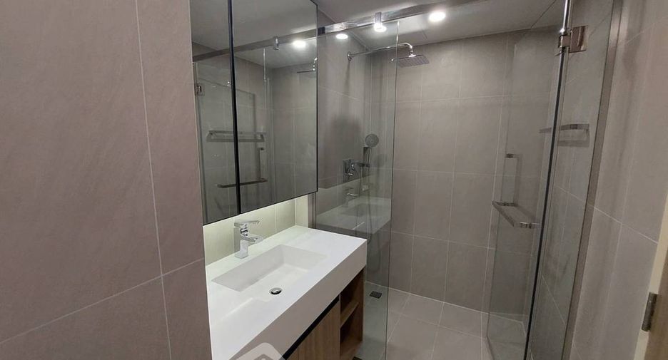 For sale 1 bed condo in Pathum Wan, Bangkok