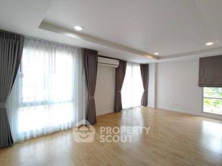 For sale 3 bedrooms townhouse in Prawet, Bangkok