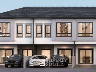 Casa en venta de 4 habitaciones en Phan Thong, Chonburi