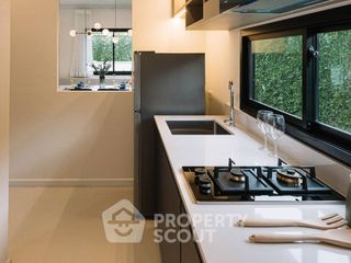 Casa en venta de 4 habitaciones en Phan Thong, Chonburi