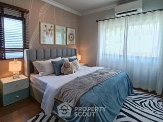 For sale 4 bedrooms house in Sai Mai, Bangkok
