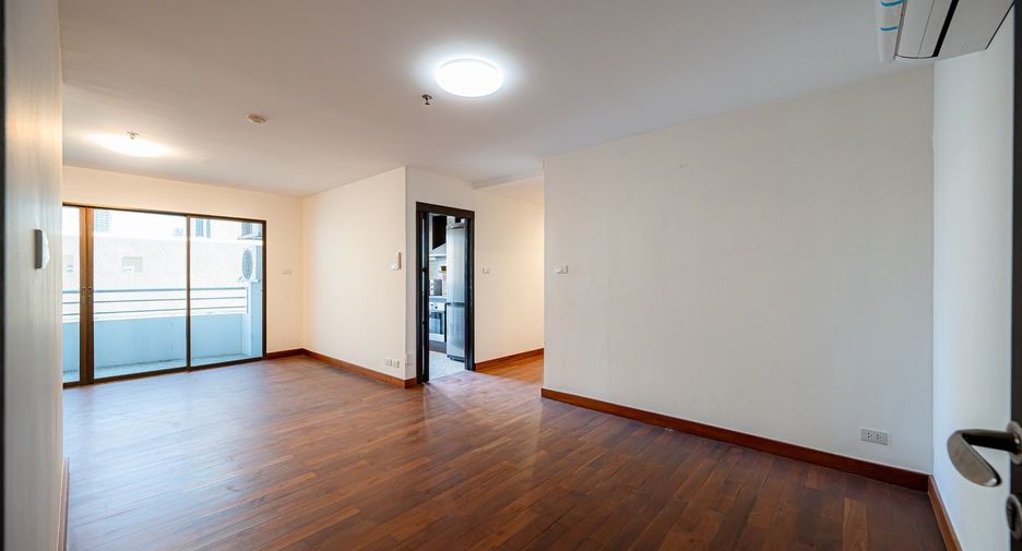À vendre 2 chambres condo à Watthana, Bangkok
