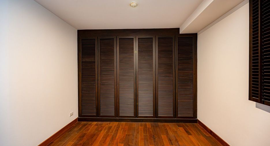 À vendre 2 chambres condo à Watthana, Bangkok