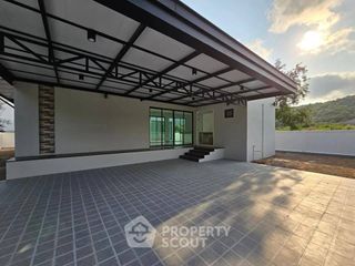 Casa en venta de 3 habitaciones en Sattahip, Chonburi