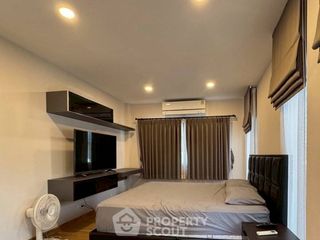 For sale 3 bedrooms house in Khlong Sam Wa, Bangkok