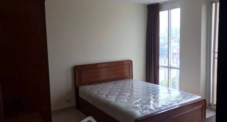 For sale 2 bedrooms condo in Watthana, Bangkok