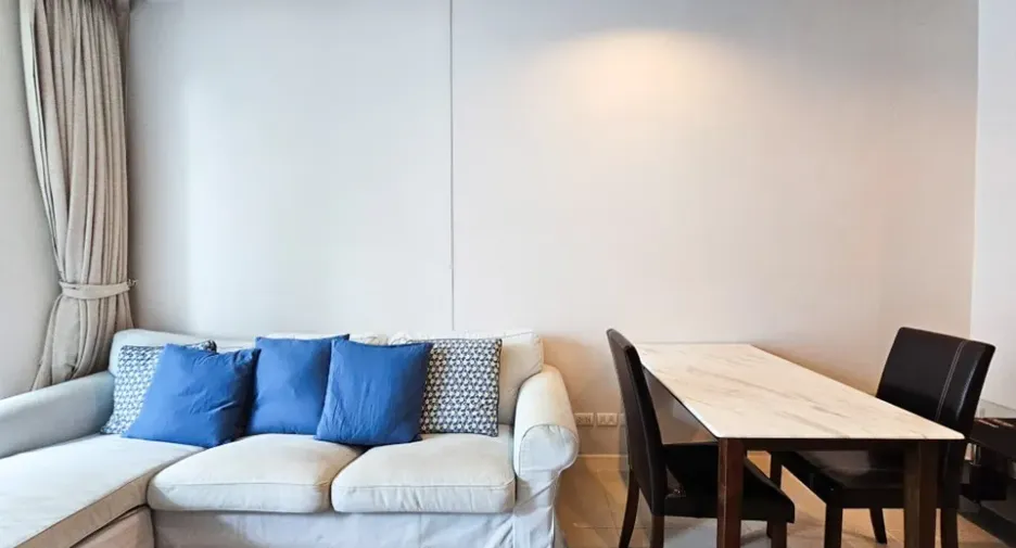 For rent 1 bed condo in Watthana, Bangkok