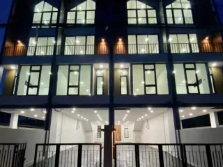 For rent 3 bedrooms house in Phra Khanong, Bangkok