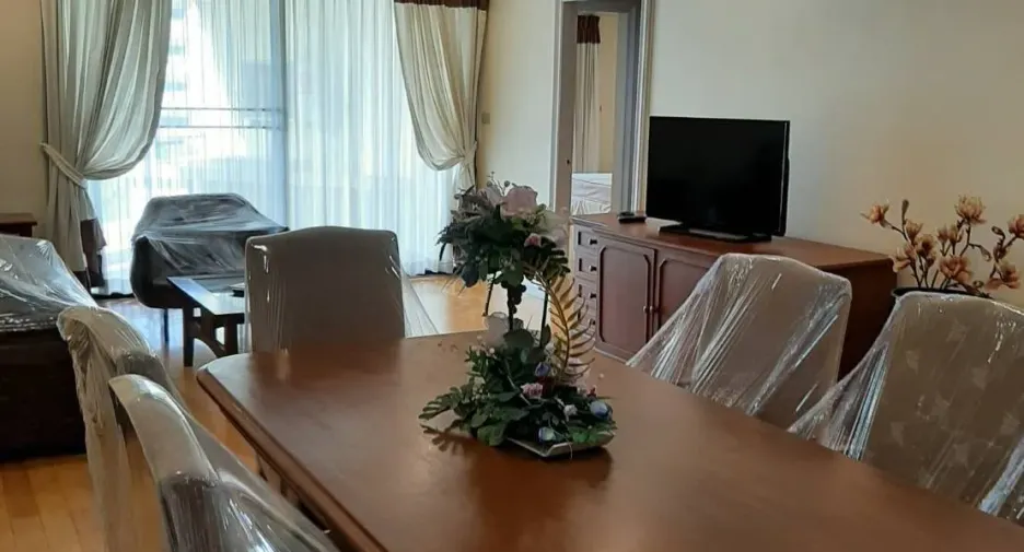 For rent 3 bedrooms apartment in Khlong Toei, Bangkok