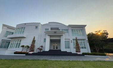 Villa zum Kauf und zur Miete mit 6 Zimmer in East Pattaya, Pattaya