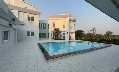 Villa zum Kauf und zur Miete mit 6 Zimmer in East Pattaya, Pattaya
