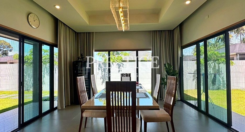 À louer 4 chambres maison à Huay Yai, Pattaya