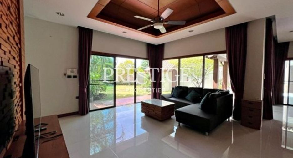 Casa en alquiler de 3 habitaciones en East Pattaya, Pattaya