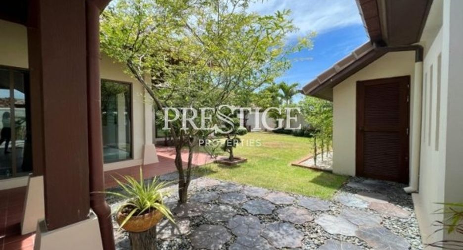 Casa en alquiler de 3 habitaciones en East Pattaya, Pattaya