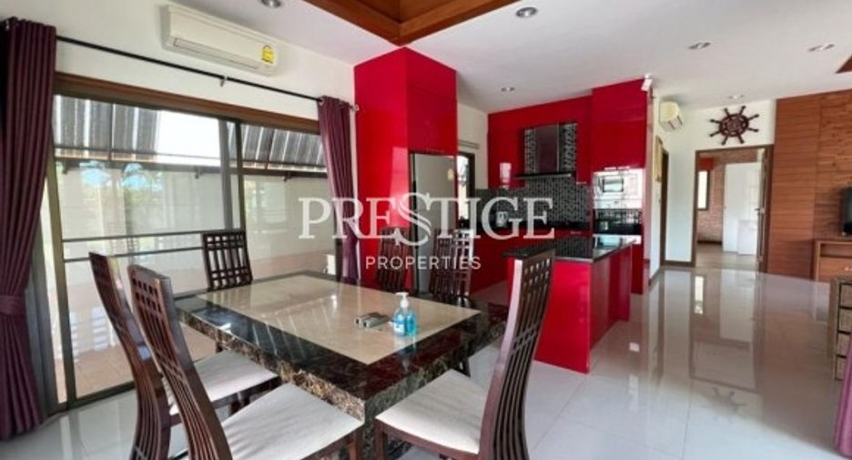 Casa en alquiler de 3 habitaciones en East Pattaya, Pattaya