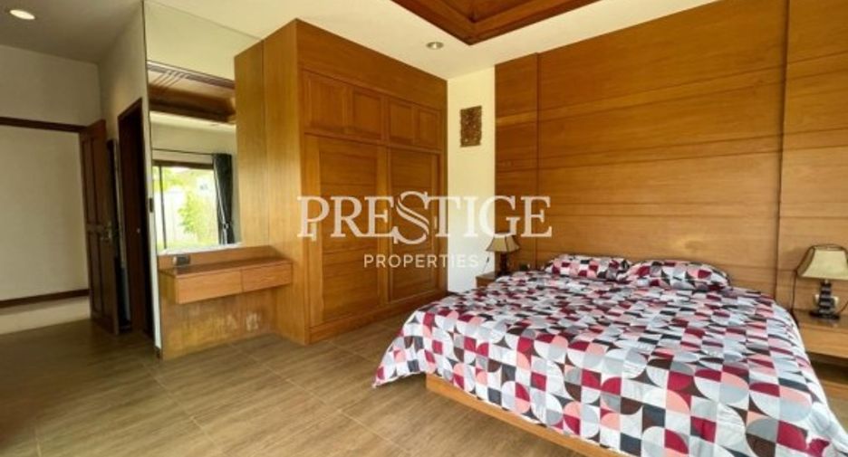 Casa en alquiler de 3 habitaciones en East Pattaya, Pattaya