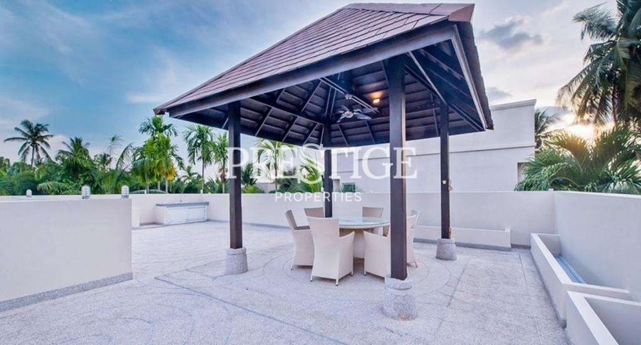 For rent 3 bedrooms house in East Pattaya, Pattaya