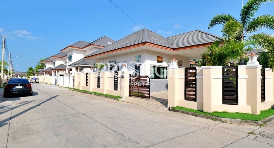Haus zur Miete mit 3 Zimmer in Huay Yai, Pattaya