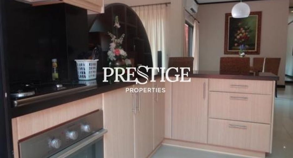 For rent 3 bedrooms house in East Pattaya, Pattaya