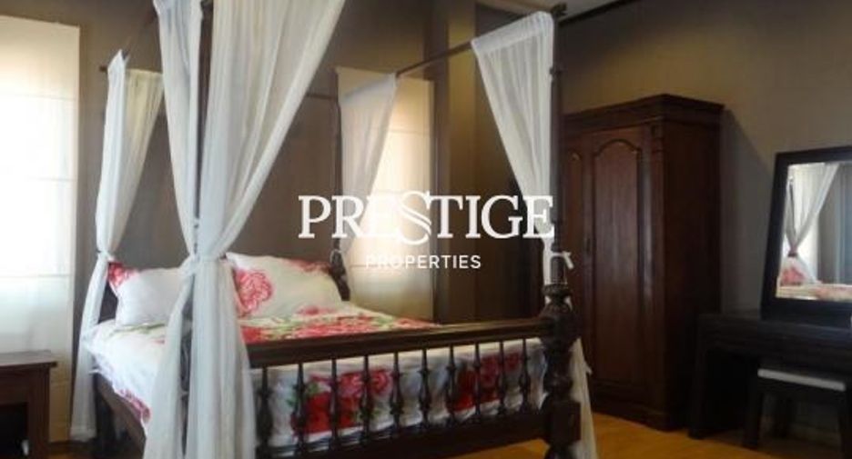 For rent 3 bedrooms house in East Pattaya, Pattaya