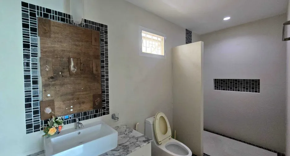 For rent 2 bedrooms house in Hua Hin, Prachuap Khiri Khan