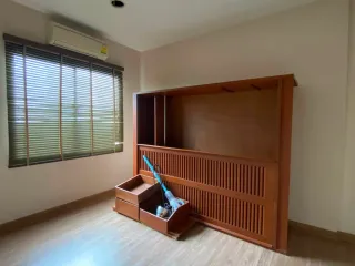 For sale and for rent 3 bedrooms townhouse in Lat Phrao, Bangkok