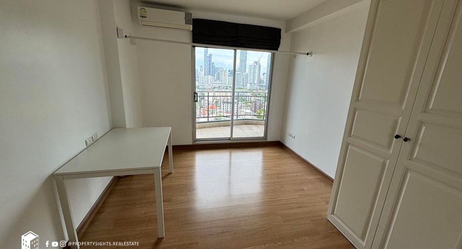 À vendre 2 chambres condo à Watthana, Bangkok
