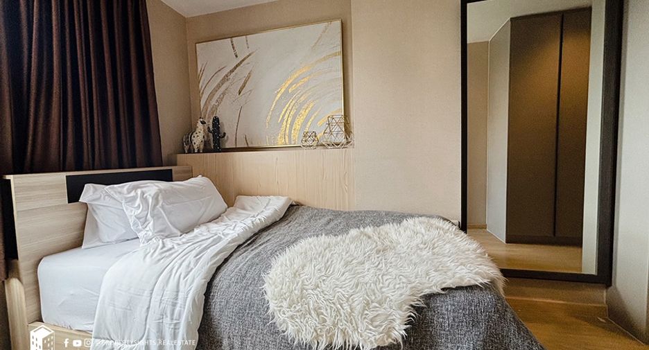 For rent 3 bedrooms condo in Phra Khanong, Bangkok