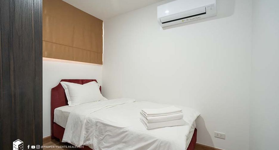 For rent 2 bedrooms condo in Khlong Toei, Bangkok