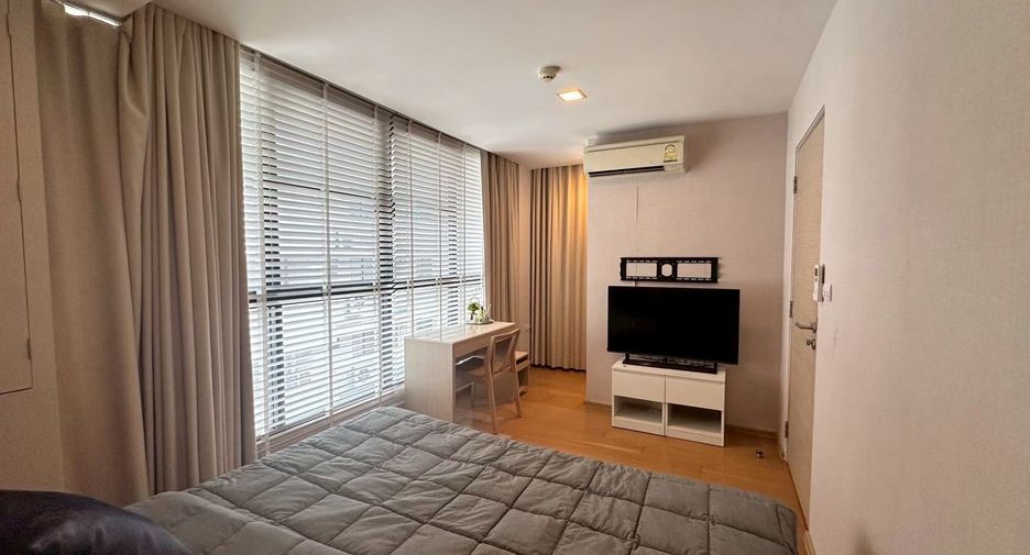 For sale そして for rent 2 ベッドルーム condo in Khlong Toei, Bangkok