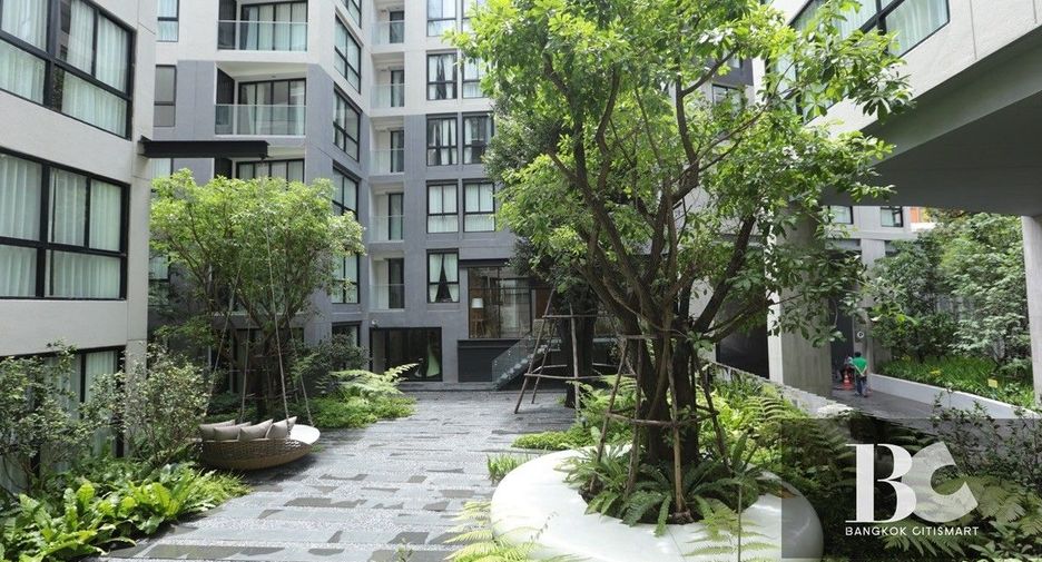 For sale そして for rent 2 ベッドルーム condo in Khlong Toei, Bangkok