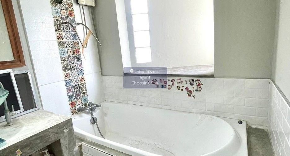 For sale 3 bedrooms condo in Chatuchak, Bangkok