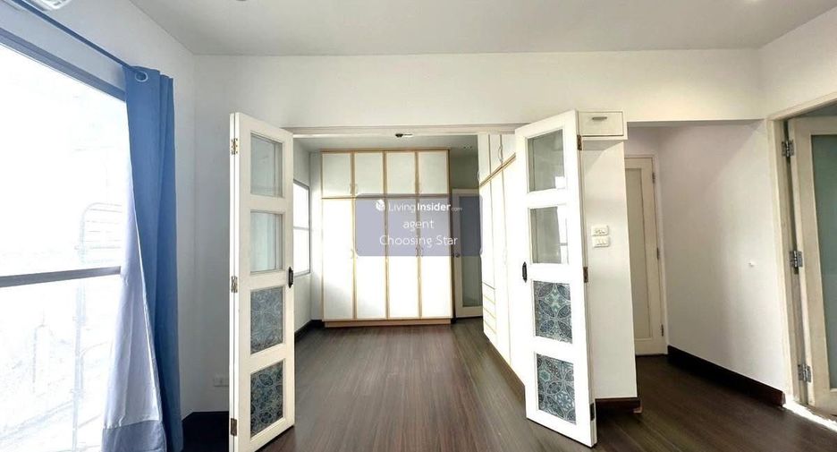 For sale 3 bedrooms condo in Chatuchak, Bangkok