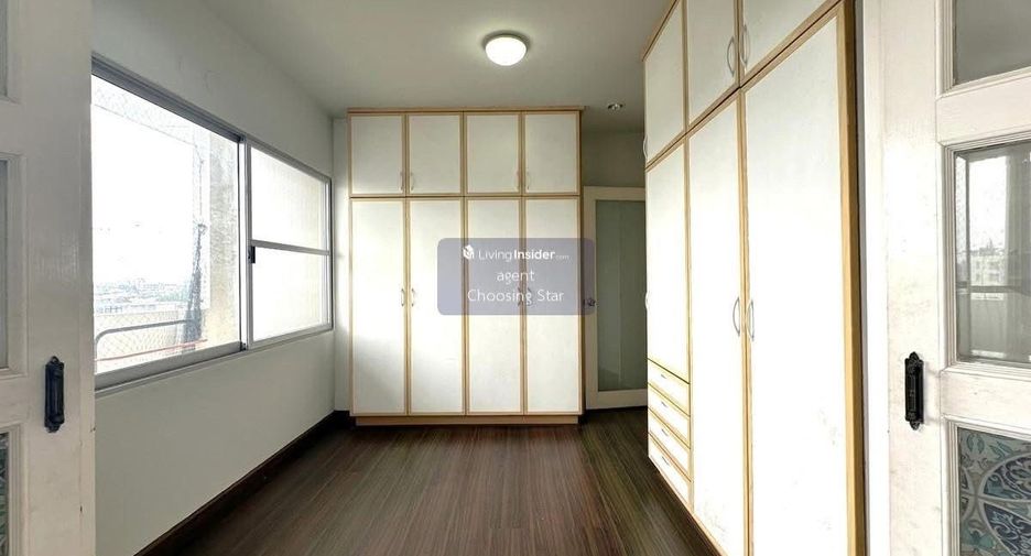 For sale 3 bedrooms condo in Chatuchak, Bangkok