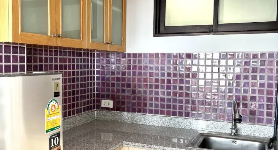 For rent 1 bed condo in Yan Nawa, Bangkok