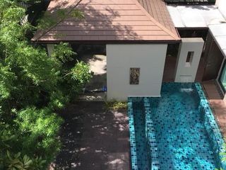 For rent 3 bedrooms townhouse in Watthana, Bangkok