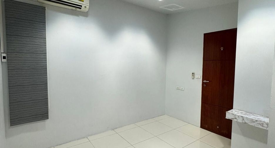 For rent 2 bedrooms house in Thawi Watthana, Bangkok