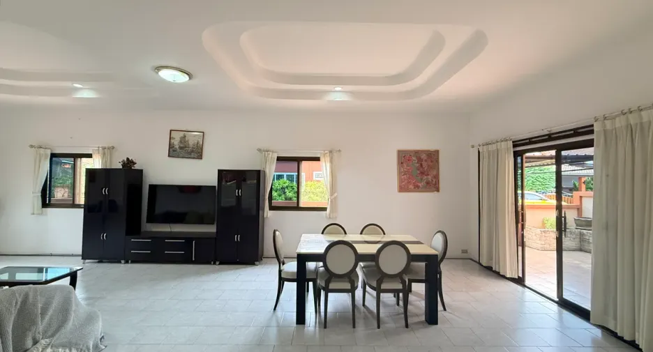 For rent 2 bedrooms house in Huay Yai, Pattaya