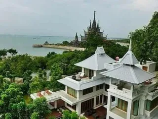For Rent 5 Bedroom House In Bang Lamung, Chonburi