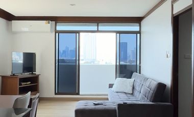 For rent 1 bed condo in Phra Khanong, Bangkok