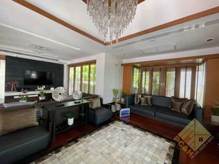 For rent and for sale 5 bedrooms house in Bang Lamung, Chonburi