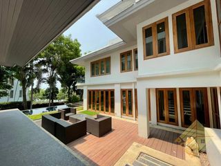 For rent and for sale 5 bedrooms house in Bang Lamung, Chonburi
