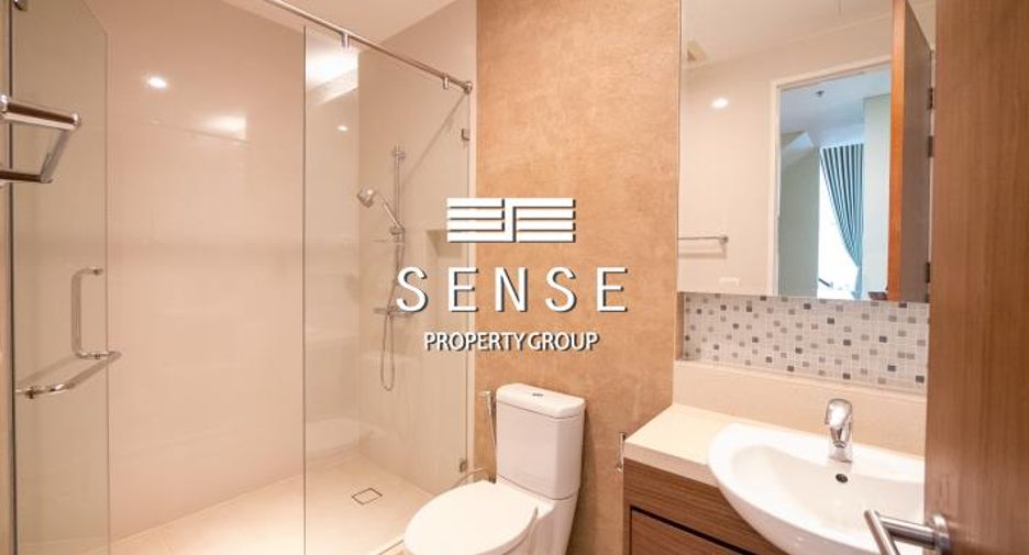 For rent 3 bedrooms condo in Khlong Toei, Bangkok