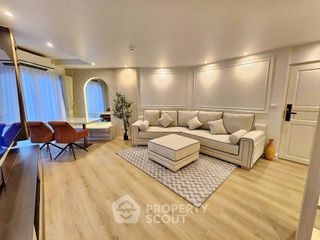 For sale 2 bedrooms condo in Yan Nawa, Bangkok
